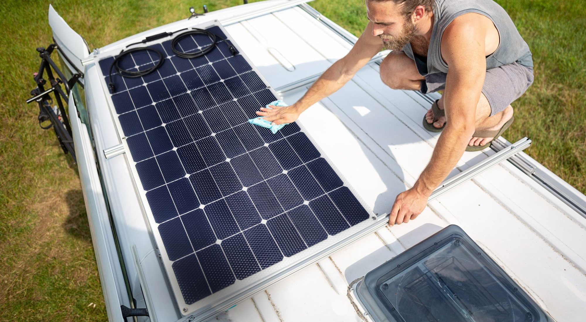 découvrez comment choisir les panneaux photovoltaïques adaptés à vos besoins énergétiques. guide complet sur les critères à considérer, les types de panneaux disponibles et les économies d'énergie potentielles pour maximiser votre investissement solaire.