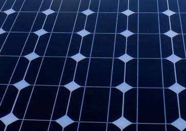 d&eacute;couvrez comment choisir les panneaux photovolta&iuml;ques adapt&eacute;s &agrave; vos besoins. comparez les diff&eacute;rentes technologies, &eacute;valuez les performances et optimisez votre investissement en &eacute;nergie renouvelable. guide pratique pour une transition &eacute;nerg&eacute;tique r&eacute;ussie.