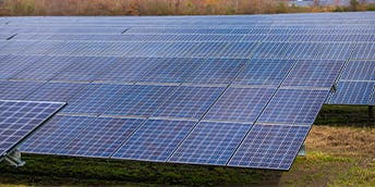 d&eacute;couvrez comment choisir les meilleurs panneaux solaires pour vos besoins &eacute;nerg&eacute;tiques. comparez les types, les prix et les avantages pour faire le choix id&eacute;al et optimiser votre consommation d'&eacute;nergie.